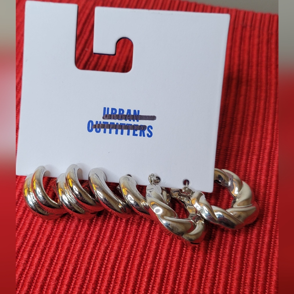 Urban Outfitters Silver Spiral Earrings New